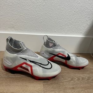 Nike Alpha Menace Elite 3 Flyknit Football Cleats CT6648-103 Mens Size 10 White